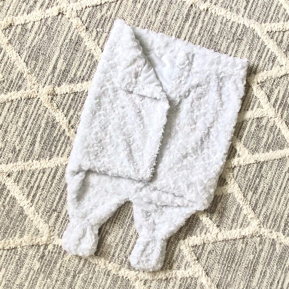 (💚4/$20) Baby blanket with feet